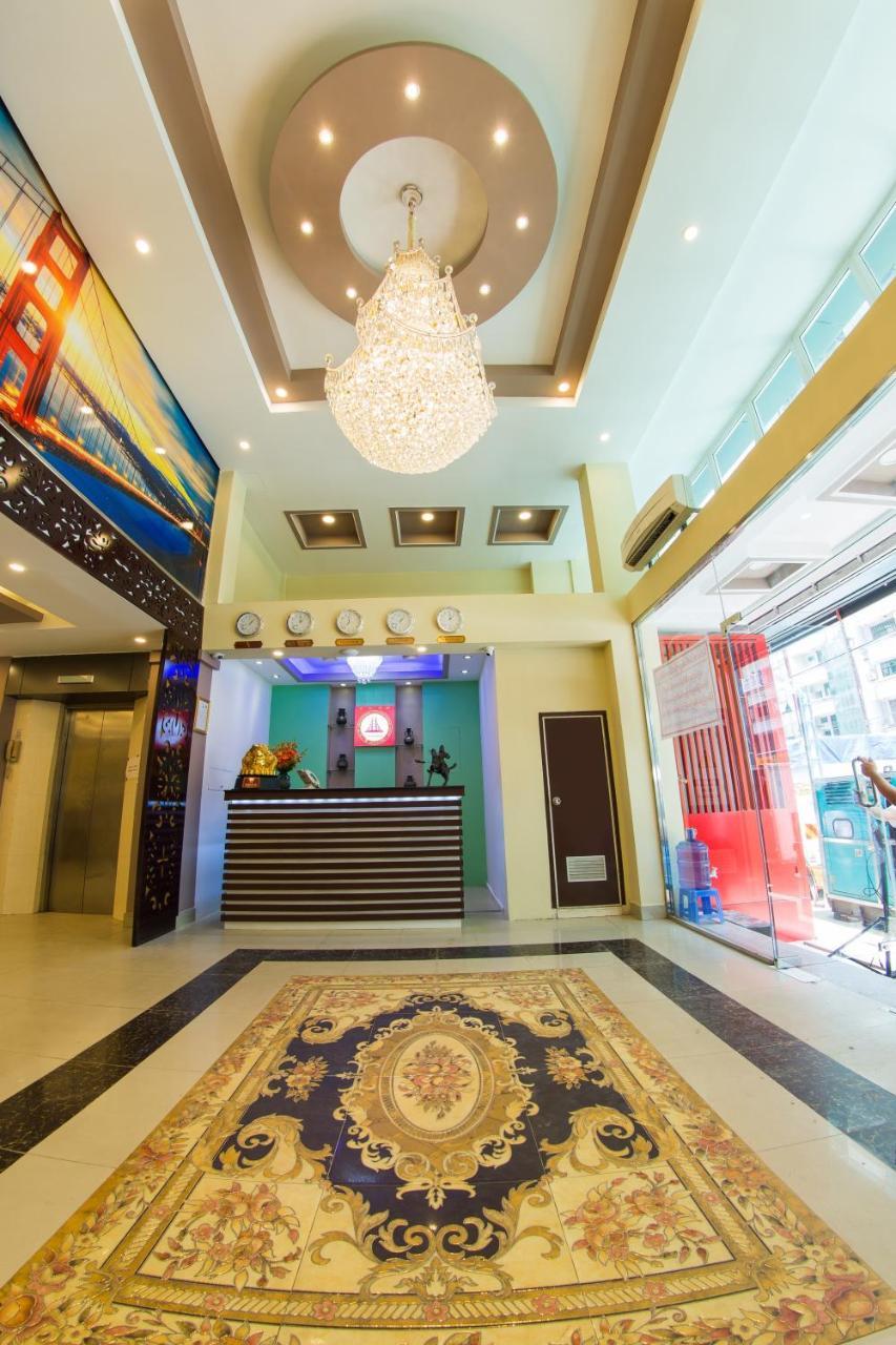 Golden Gate China Town Hotel Янгон Экстерьер фото