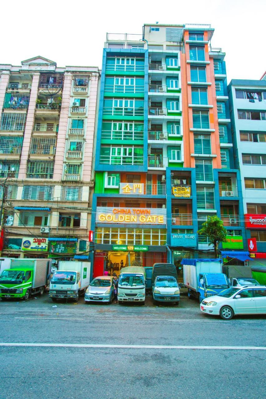 Golden Gate China Town Hotel Янгон Экстерьер фото