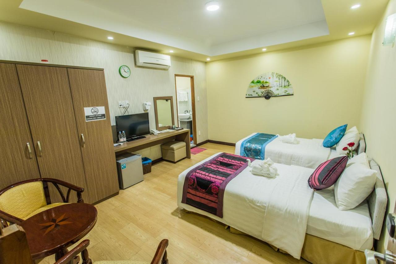 Golden Gate China Town Hotel Янгон Экстерьер фото